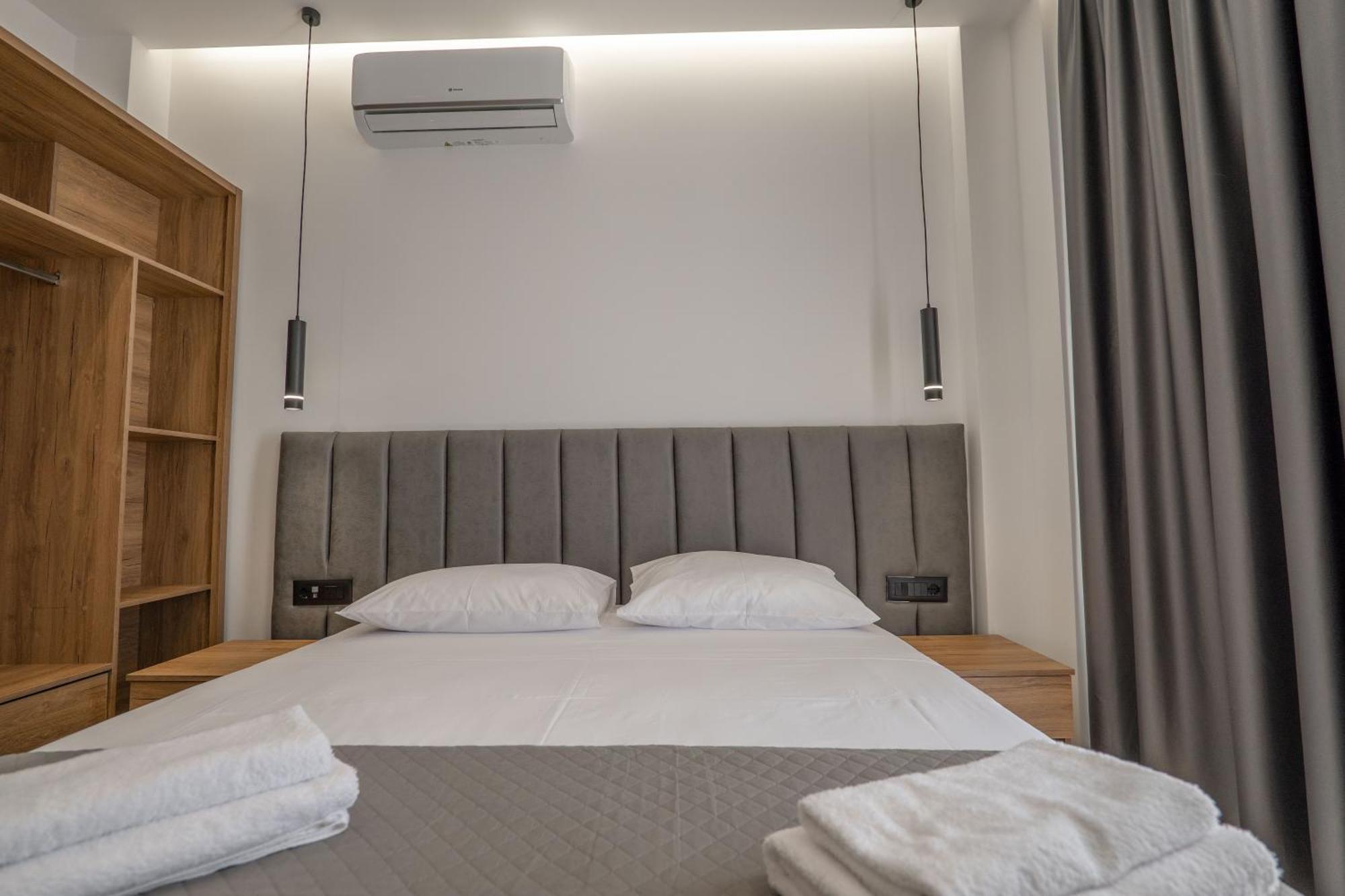 סרנדה Keos Hotel מראה חיצוני תמונה