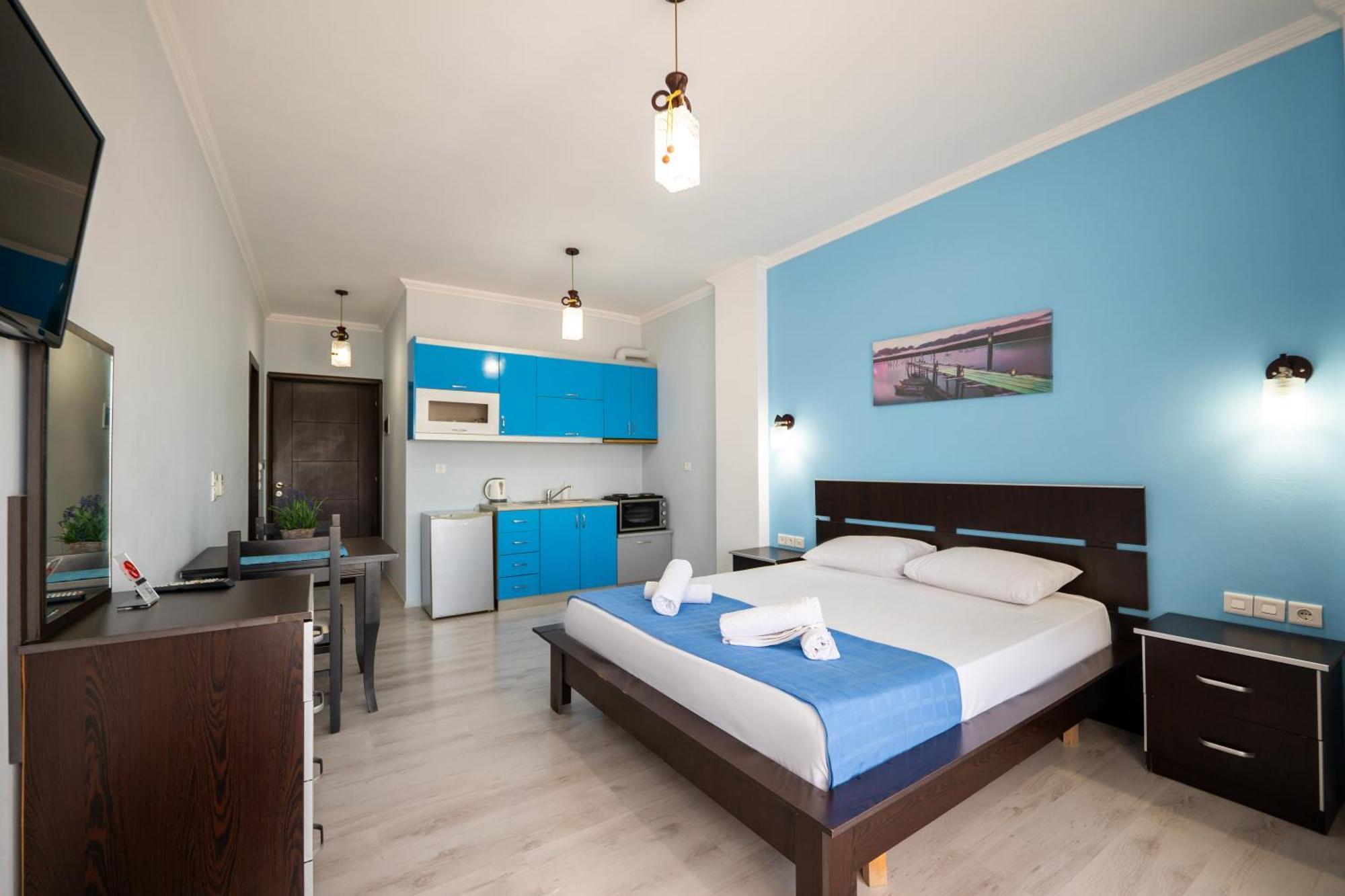 סרנדה Keos Hotel מראה חיצוני תמונה