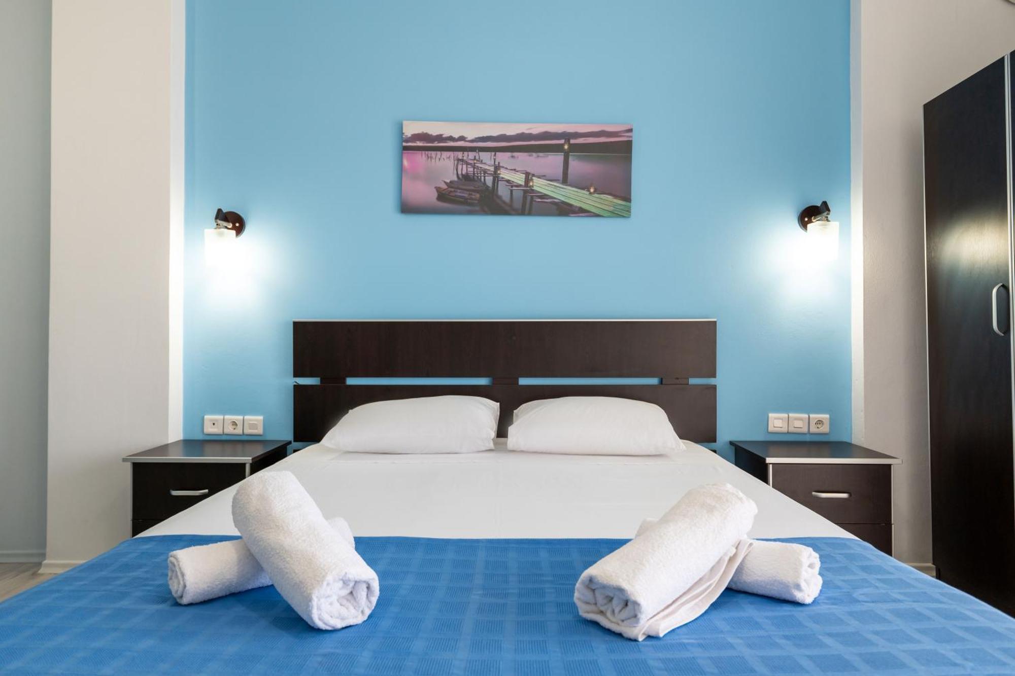 סרנדה Keos Hotel מראה חיצוני תמונה